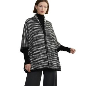 Margaret O’Leary Wool Blend Poncho Sweater Black Cream Size XS/S